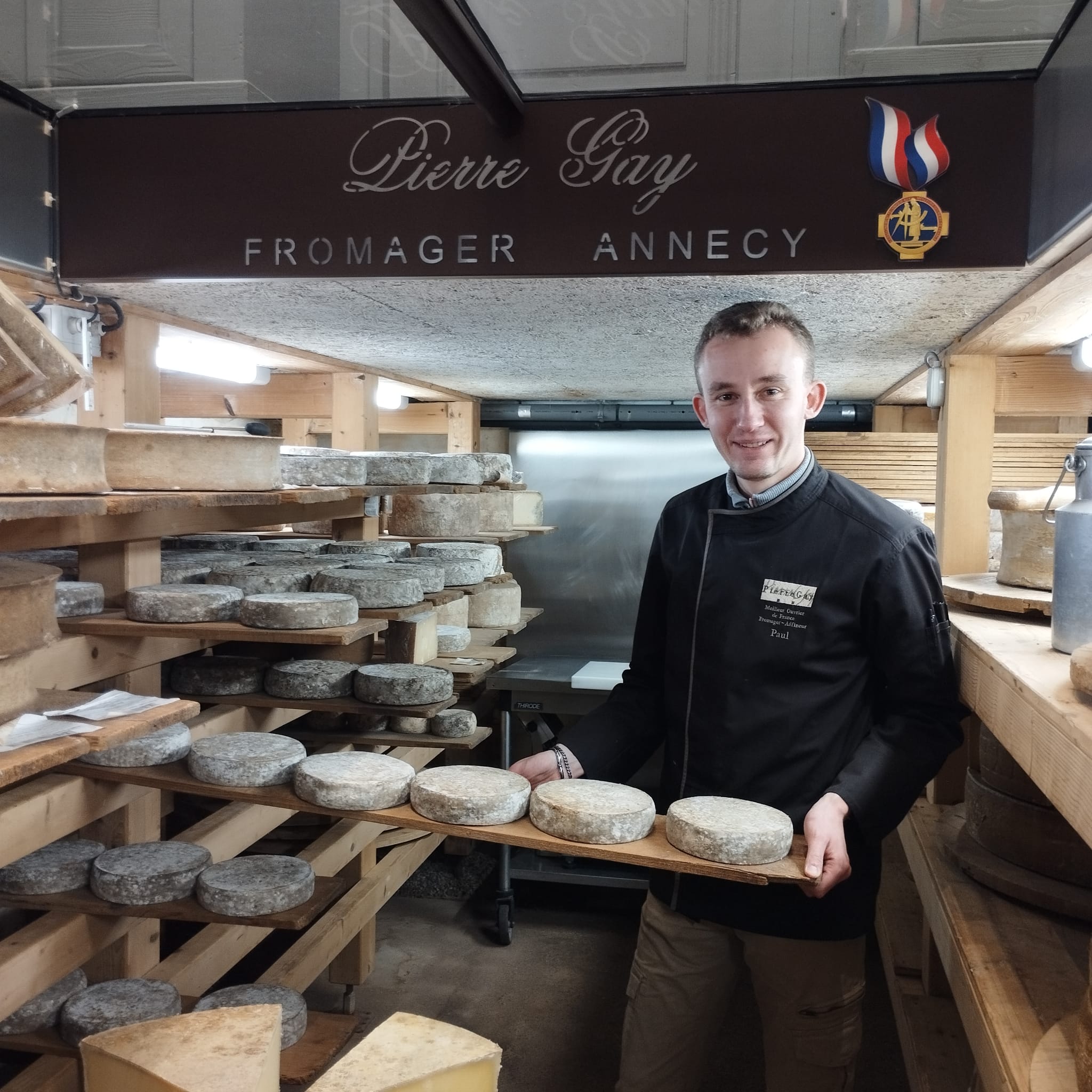 fromagerie-pierre-gay-personne2-508