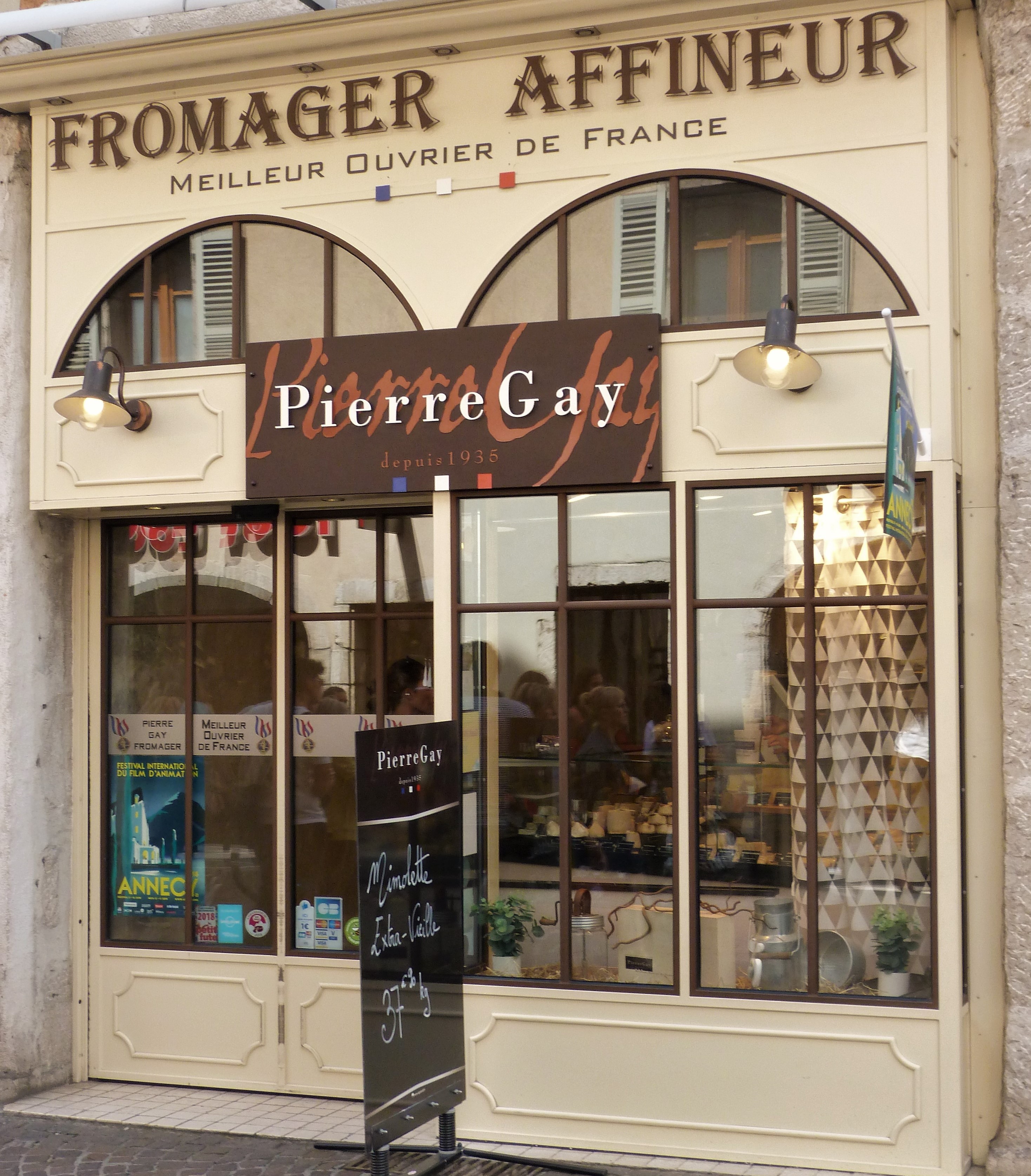 magasin de pierre annecy - shopping annecy centre
